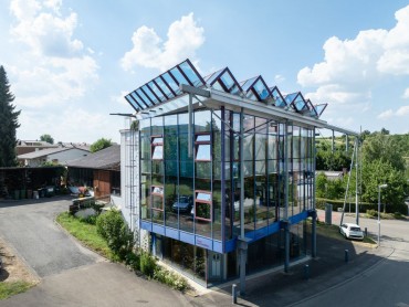 ARBEITEN UND WOHNEN UNTER EINEM DACH GEWERBEOBJEKT MIT ANGRENZENDEM WOHNHAUS 
